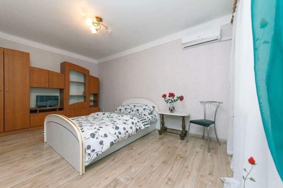Comfortable One Bad Near Guliver 基輔 外观 照片
